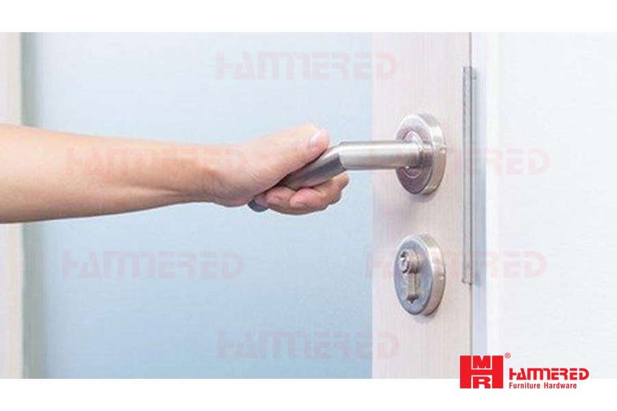 khóa phân thể HMR, khóa tay gạt phân thể