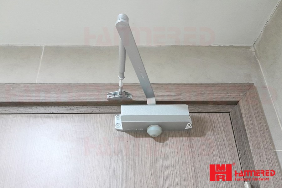 TAY CO CỬA TỰ ĐỘNG CHO CỬA GỖ VÀ CỬA NHÔM TỐT NHẤT 2023