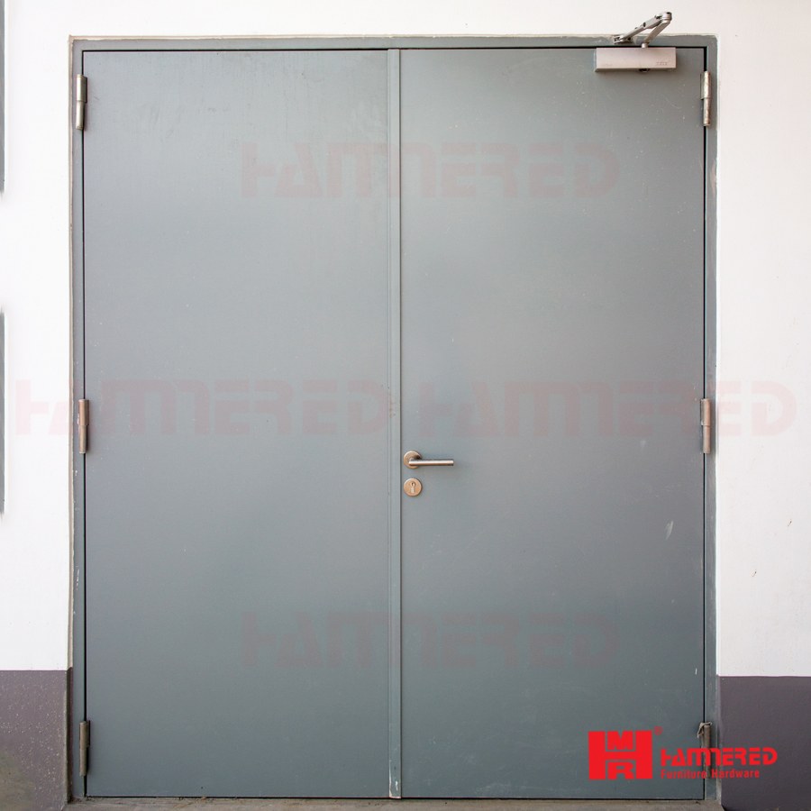 tay đẩy hơi cho cửa chống cháy