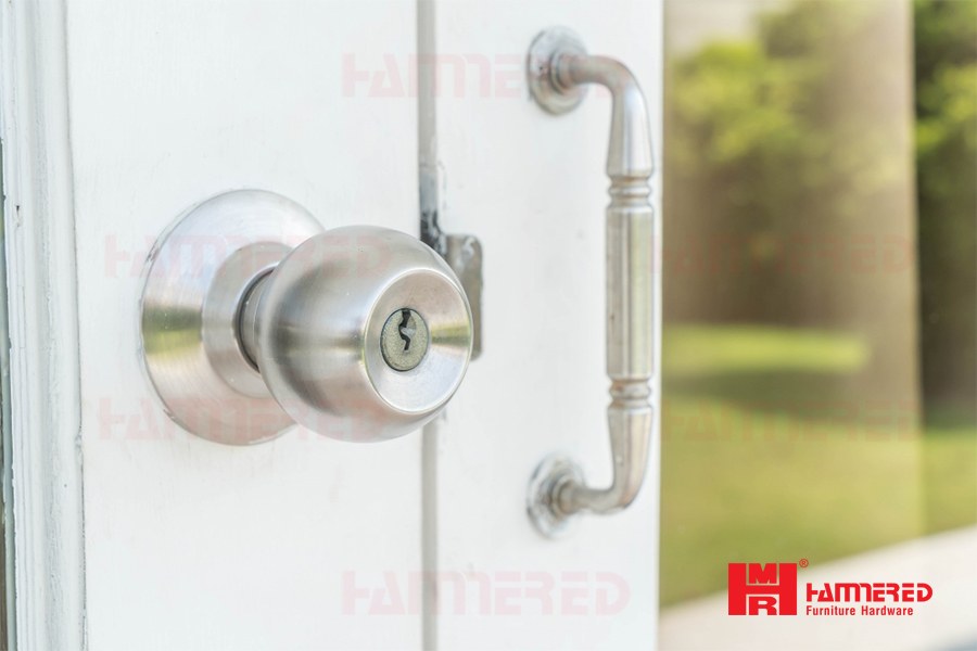 Khóa cửa tay nắm tròn hammered