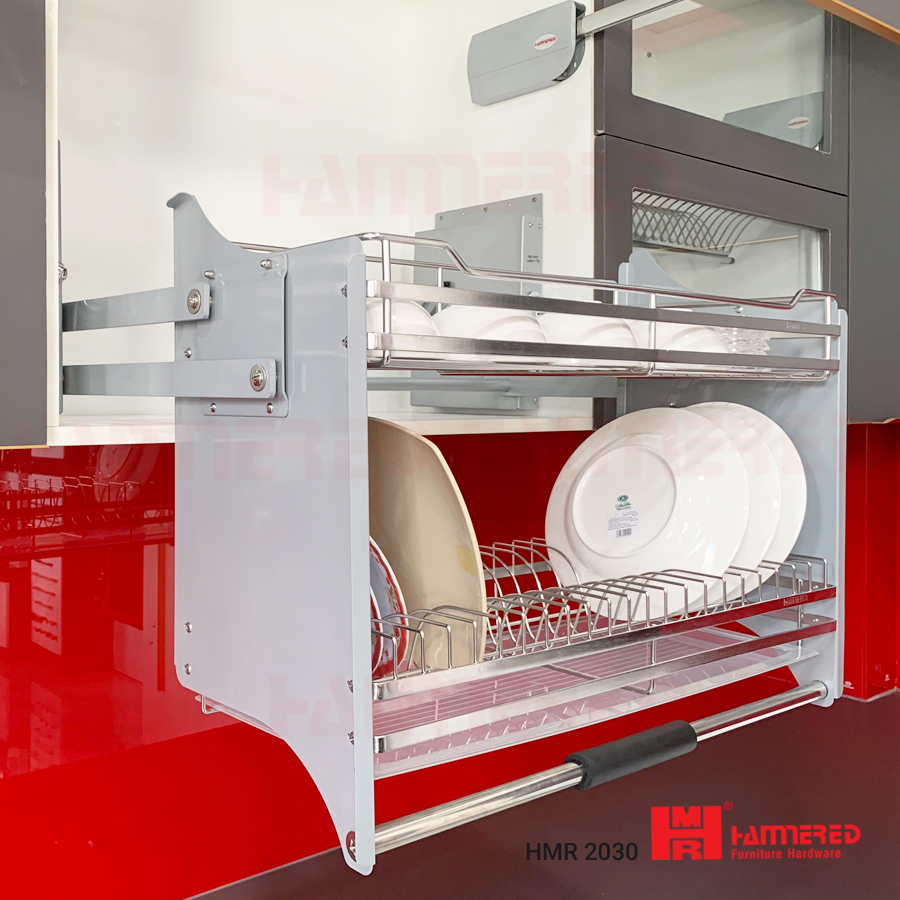 Kệ chén nâng hạ giúp lấy và cất bát đĩa dễ dàng